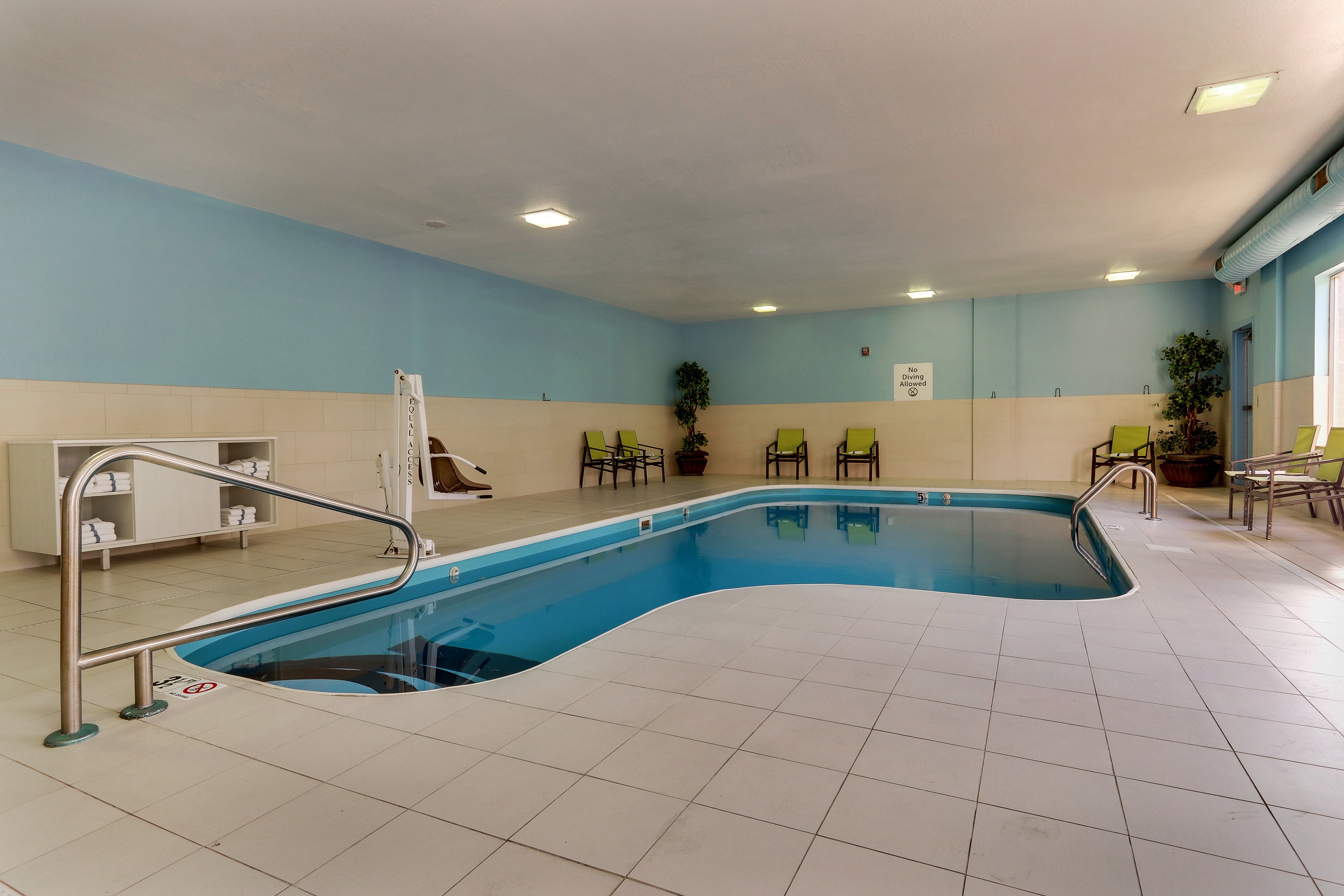 holiday inn express hotel and suites dayton centerville by ihg