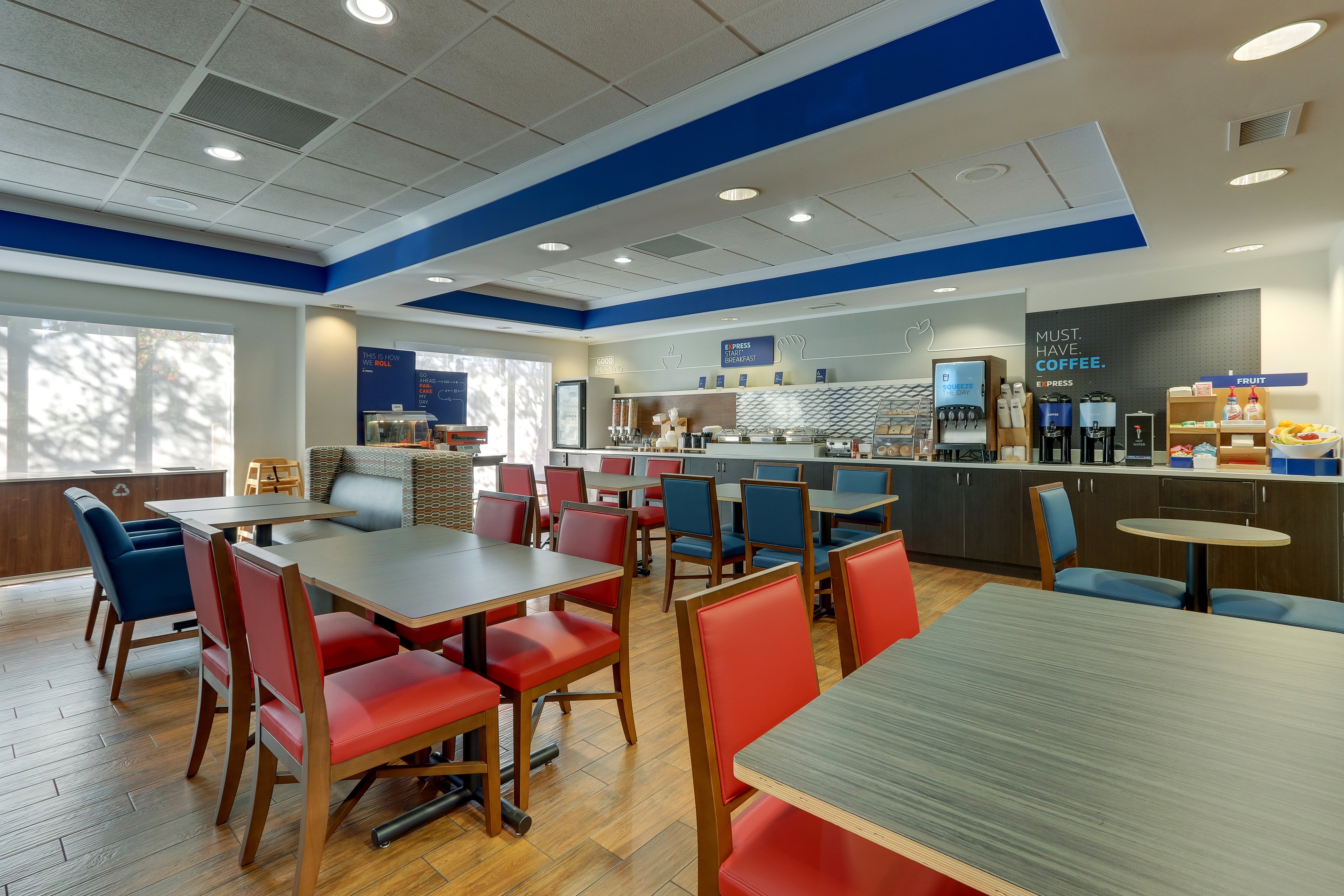 holiday inn express hotel and suites dayton centerville by ihg