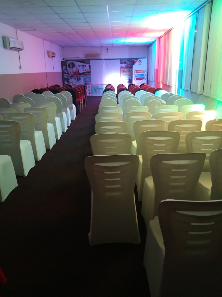 bolingo hotel towers