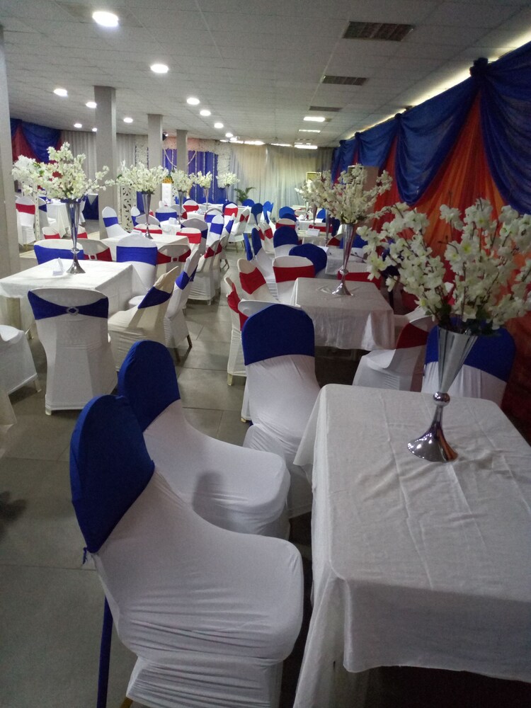 bolingo hotel towers