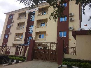 peacock apartments and suites