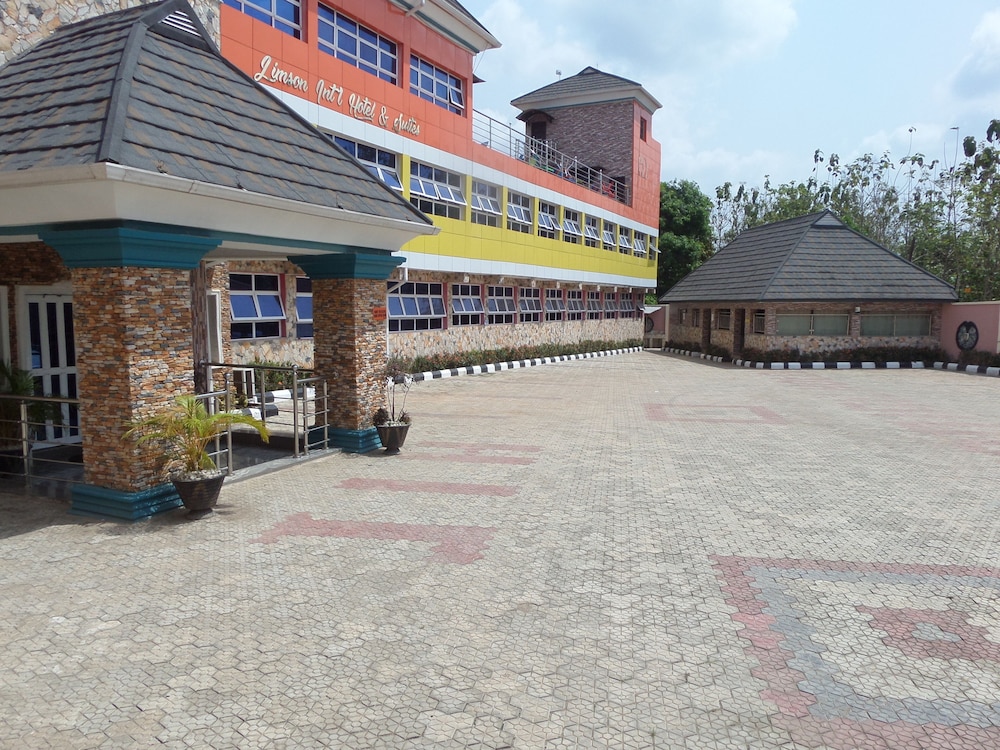 jimson international hotel and suites