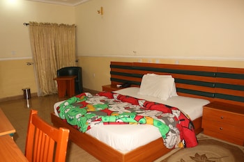 xcape hotels and suites ltd