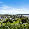 Port Waikato Holiday Park,Manukau City>>Karaka,4 star