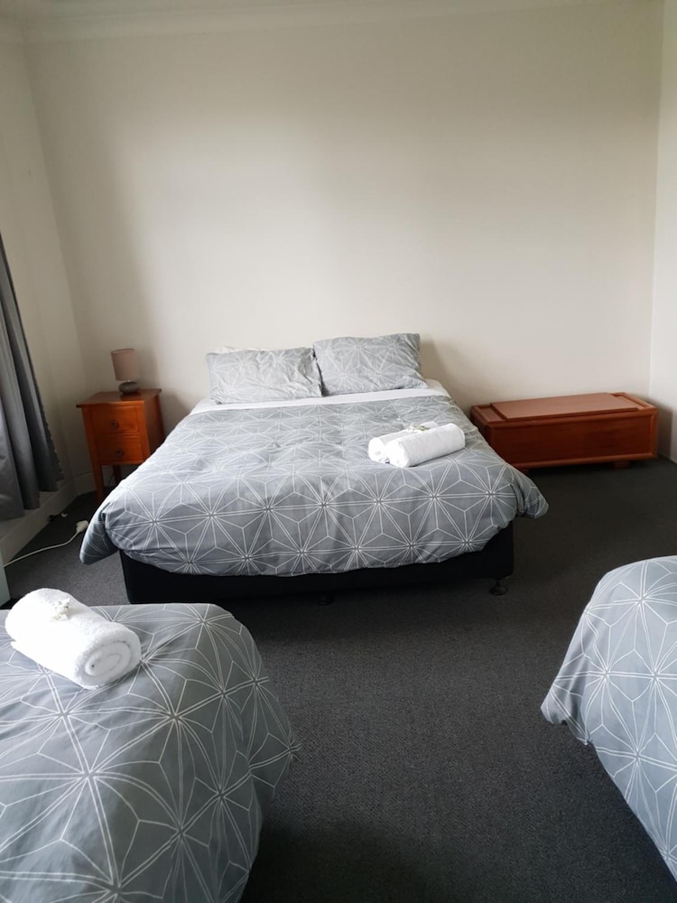 horse and jockey inn