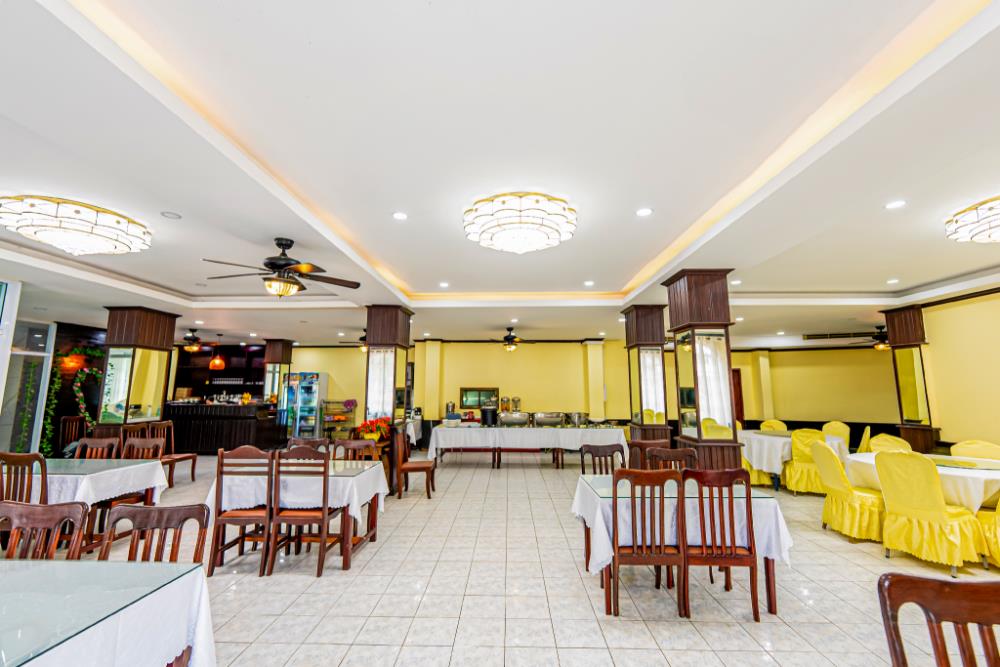 vientiane chaleunxay center hotel