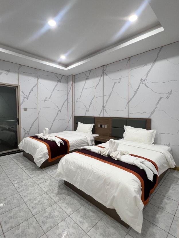 vientiane chaleunxay center hotel