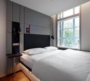 citizenm amstel amsterdam