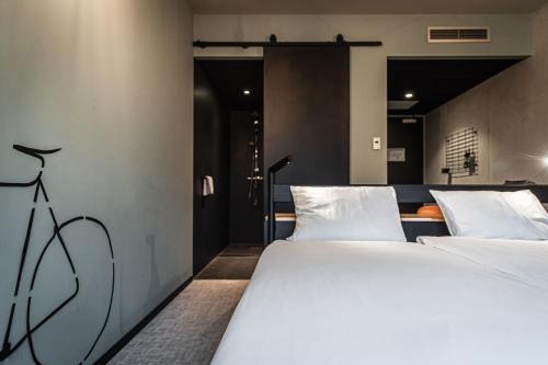 hotel valkenburg by mercure next to shimano experience center