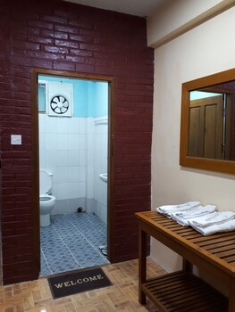 gold star guest house