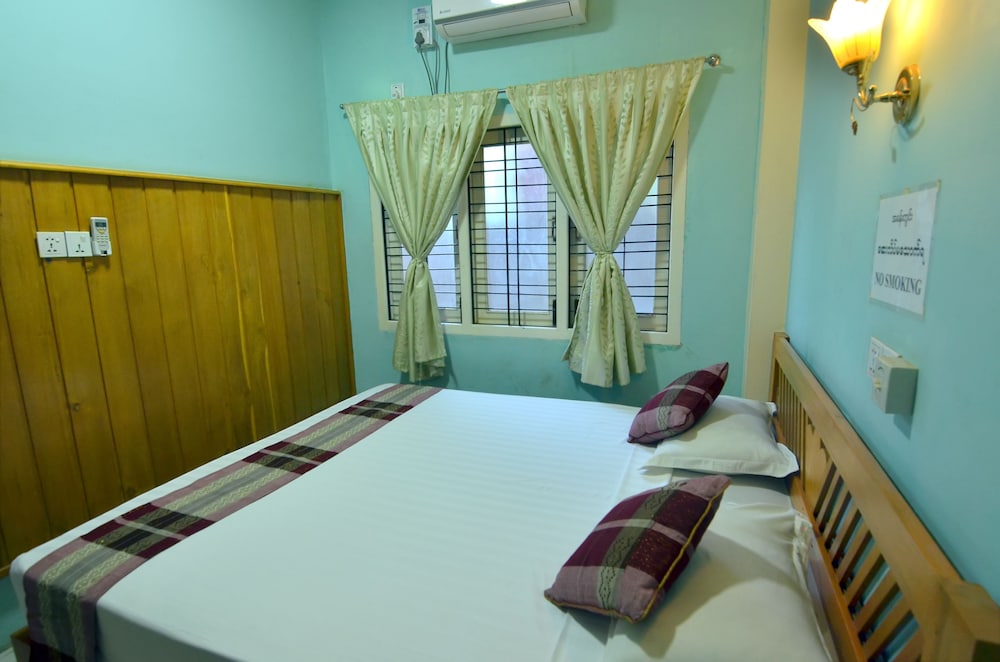 gold star guest house