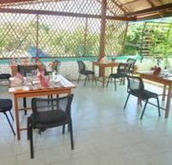 golden rose guest house