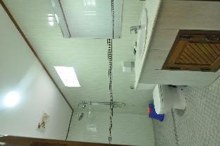 shwe nadi guest house