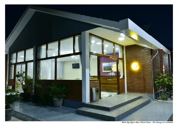 Gold Hotel,Loikaw>>Kayah State,3 star