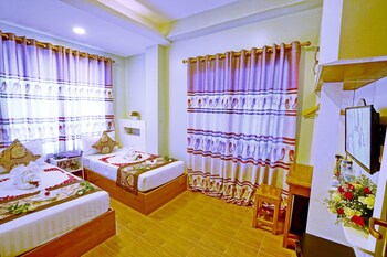 hotel aurora
