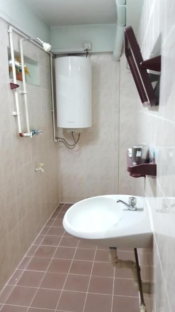 chan myae guest house