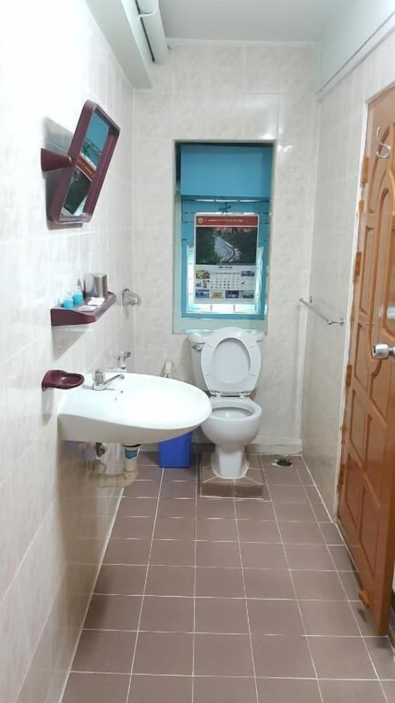 chan myae guest house