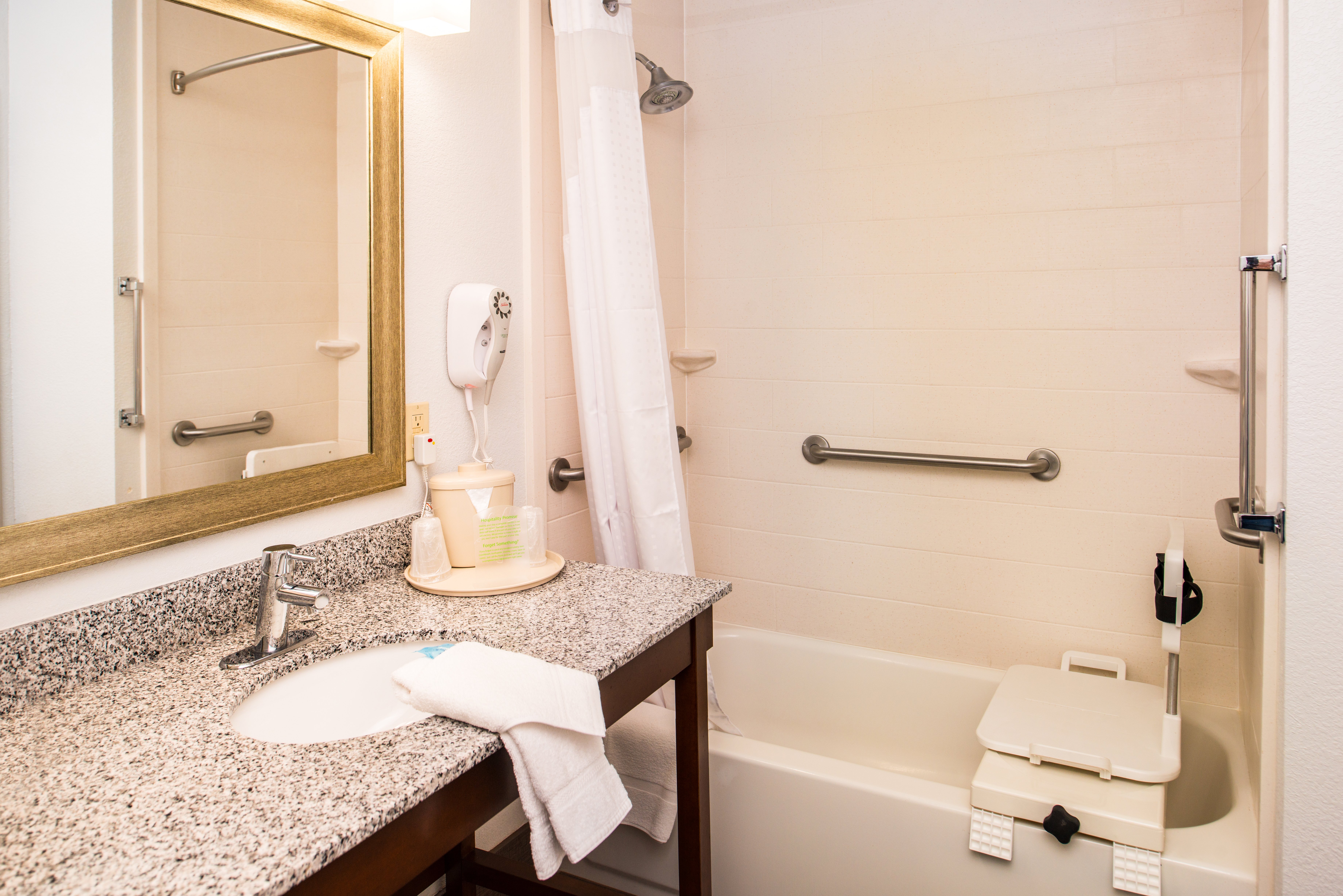 holiday inn express alamogordo