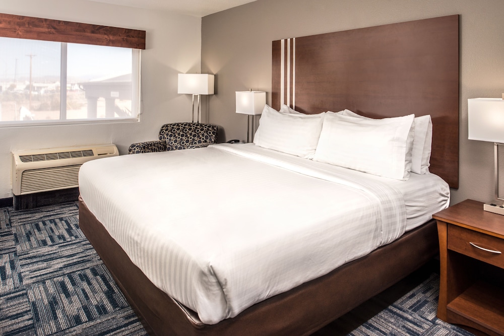 holiday inn express alamogordo