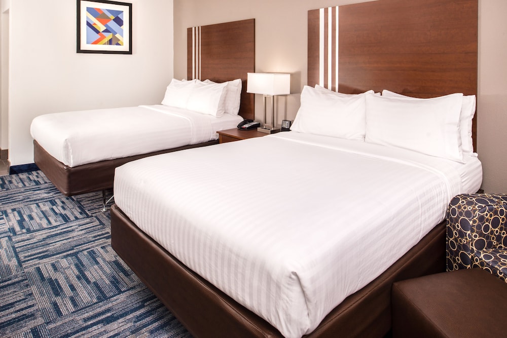 holiday inn express alamogordo