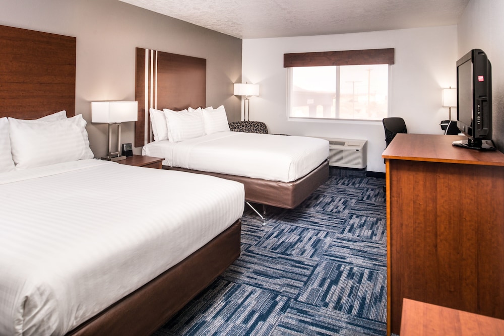 holiday inn express alamogordo