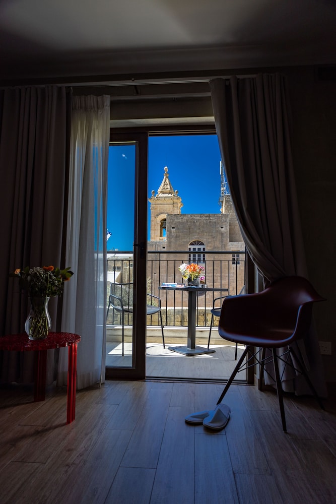 adelphi boutique hotel