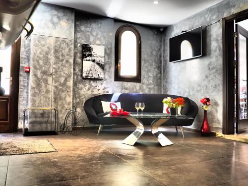 adelphi boutique hotel