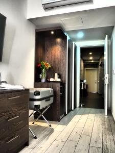 adelphi boutique hotel