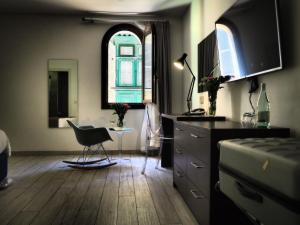 adelphi boutique hotel