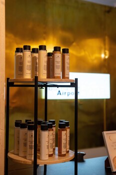 fast airport accomodation