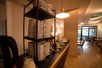 fast airport accomodation