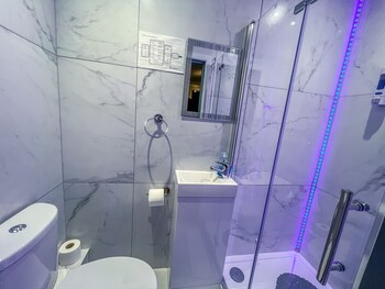twenty hotel and bar