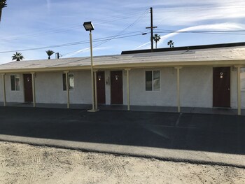 Ruta Motel,Palm Springs>>Indio,2.5 star