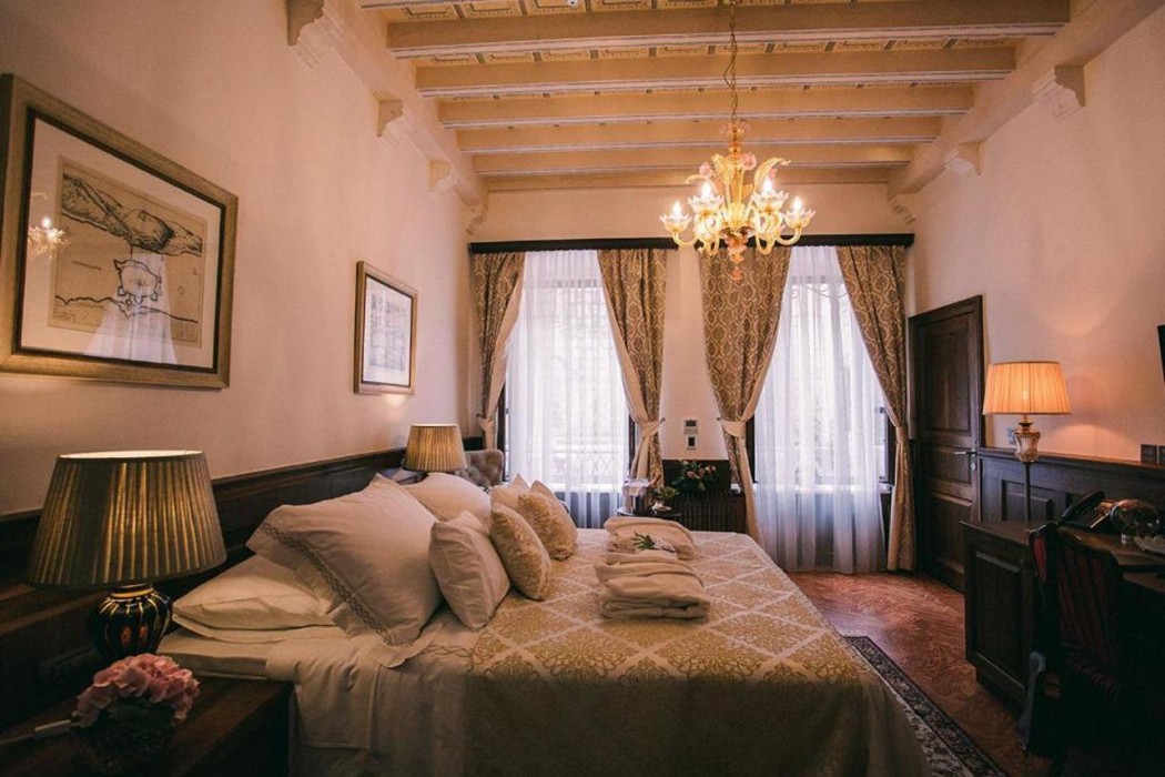heritage hotel cardo