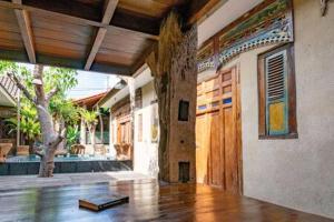 wave and chill house hostel raya canggu