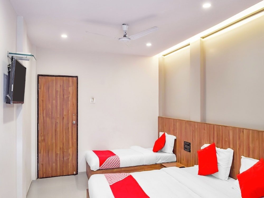 oyo 14544 hotel pacific inn