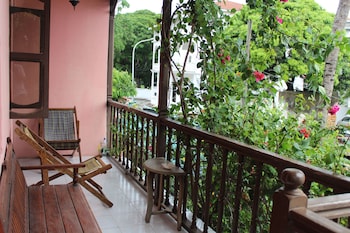 garden lodge