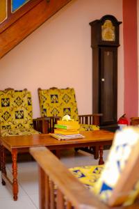 garden lodge