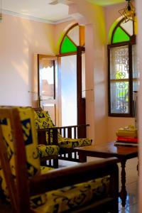 garden lodge