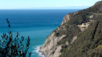 Sesta Terra,Genoa>>Framura,4 star