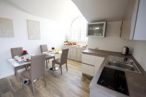domus dams bandb