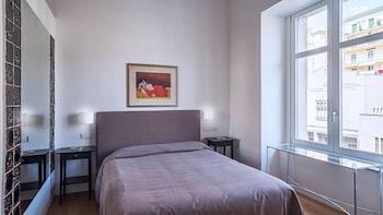 donna giulia luxury house