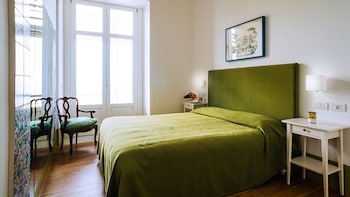 donna giulia luxury house