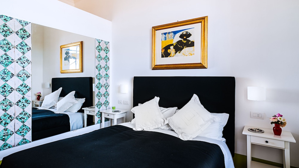 donna giulia luxury house