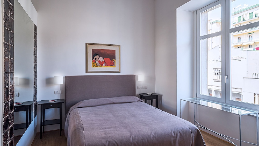 donna giulia luxury house