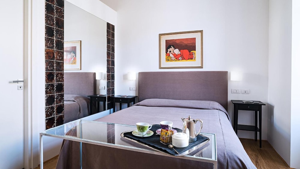 donna giulia luxury house