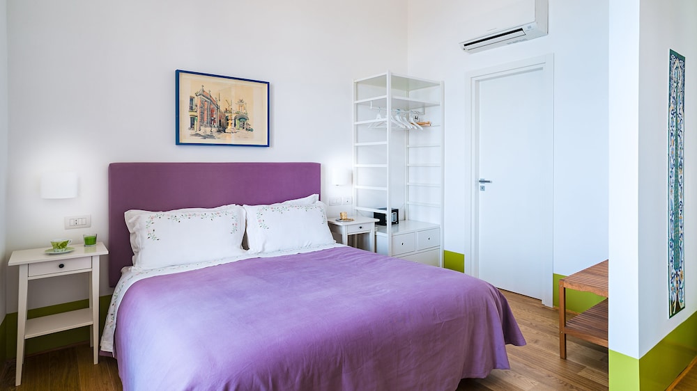 donna giulia luxury house
