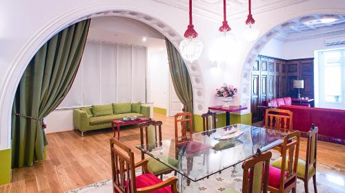 donna giulia luxury house