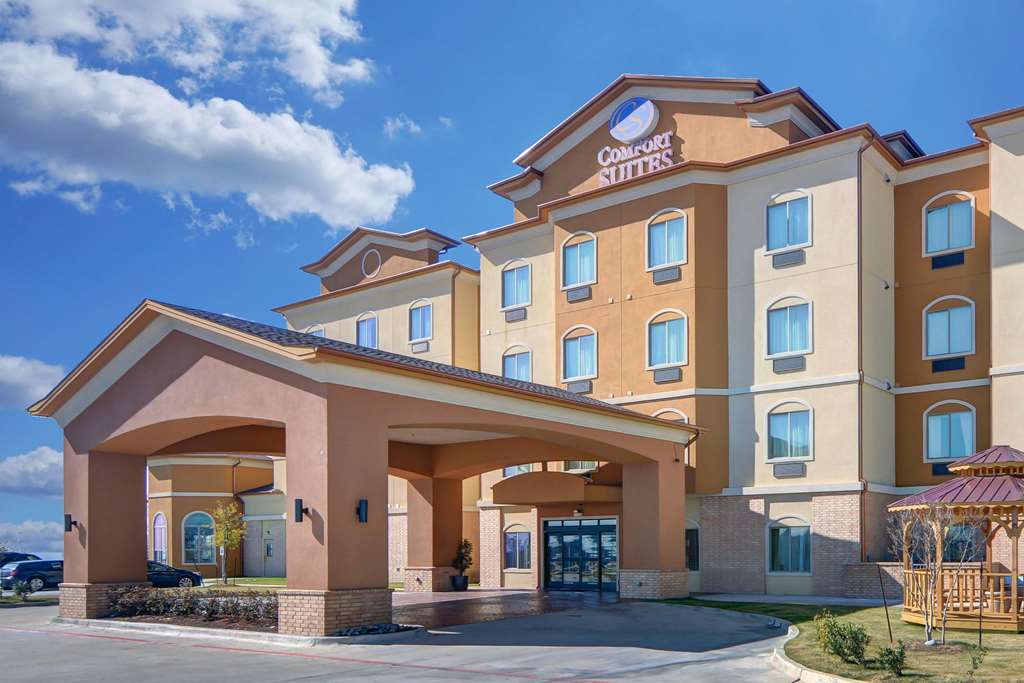 comfort suites lake worth