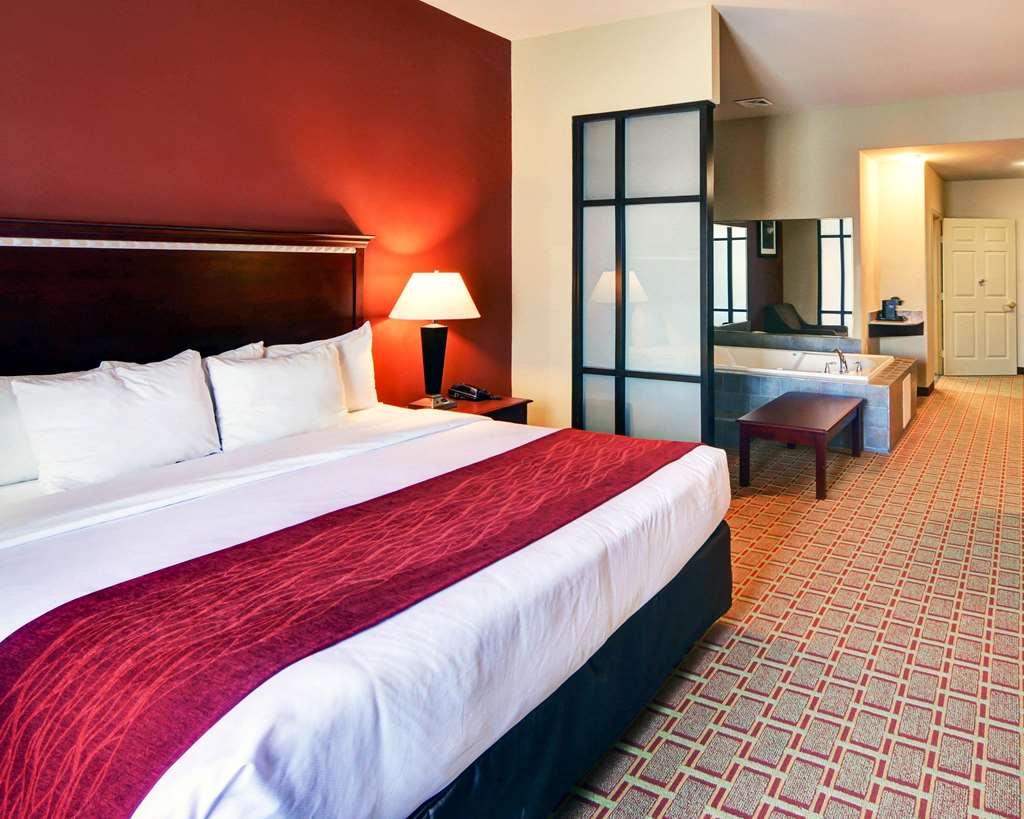 comfort suites lake worth